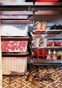 purging clutter tips // shoe closet