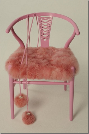 Hans-Wegner-Wishbone-Chair-Pink-Julie-Hillman