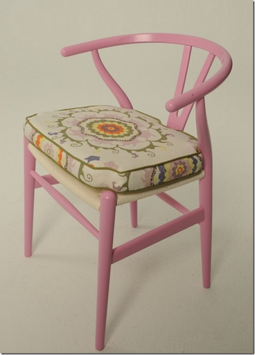 Hans-Wegner-Wishbone-Chair-pink-Annie-Kelly