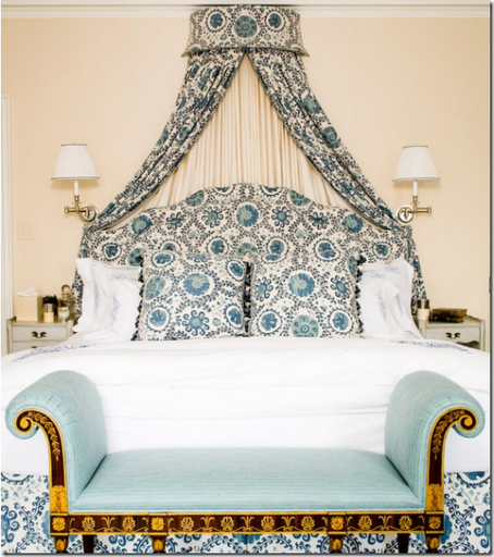 blue-white-suzani-bedding_thumb1