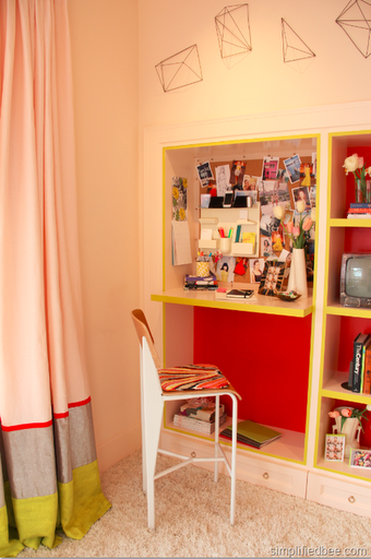 built-in_teen_neon_desk