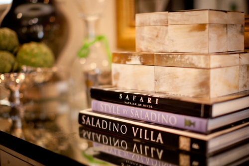 chic_book_vignette_bone_boxes