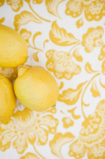fresh-yellow-lemons