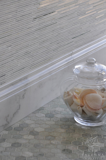 hexagon_bathroom_tile_carrara