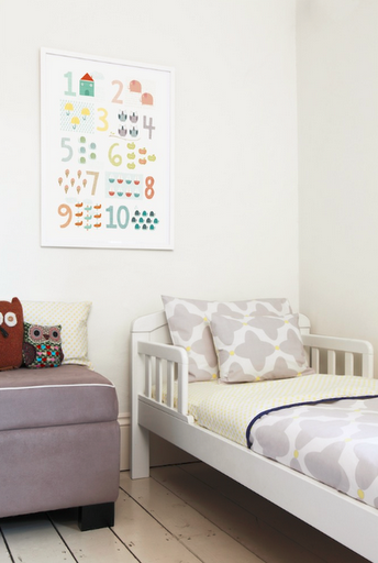 modern_gender_neutral_toddler_bedding