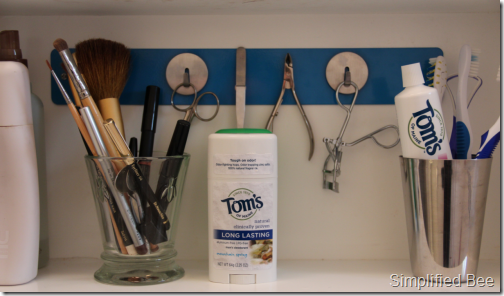 organized_medicine_cabinet_stylish
