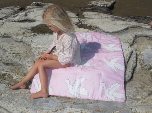 peace-dove-baby-bedding