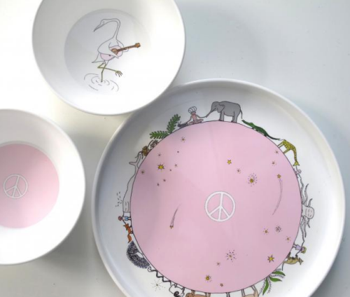 peace-sign-kids-plate-pink