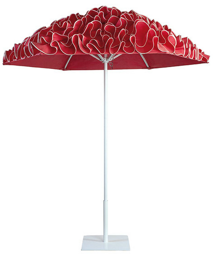 stylish-ruffle-outdoor-umbrella