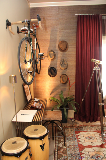 teen_boys_bedroom_design_bike