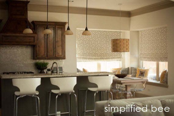 gray_yellow_kitchen_nook