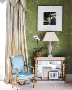green floral de Gournay wallpaper