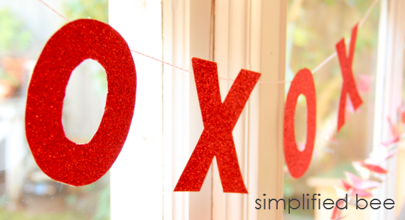 Valentines XOXO garland