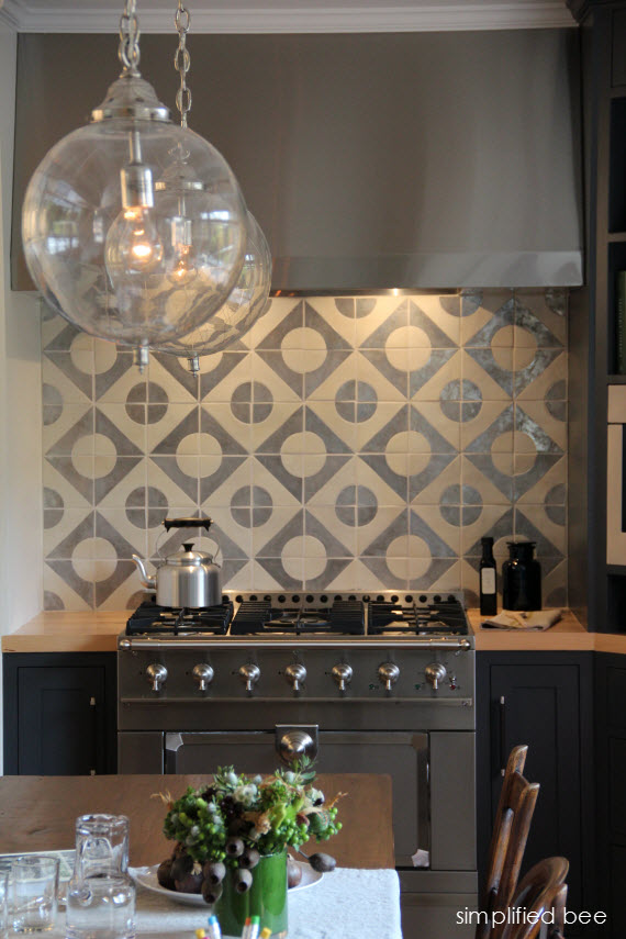 designer grey kitchen by Jute Interior Design // San Francisco Decorator Showcase