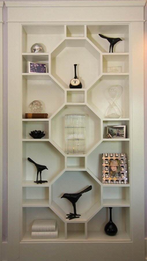 stylish built-in bookshelf - Michelle Workmans Interiors