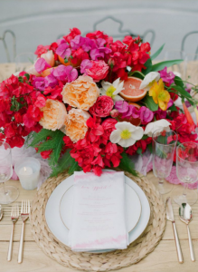 pink+orange floral table arrangement - Rue Magazine