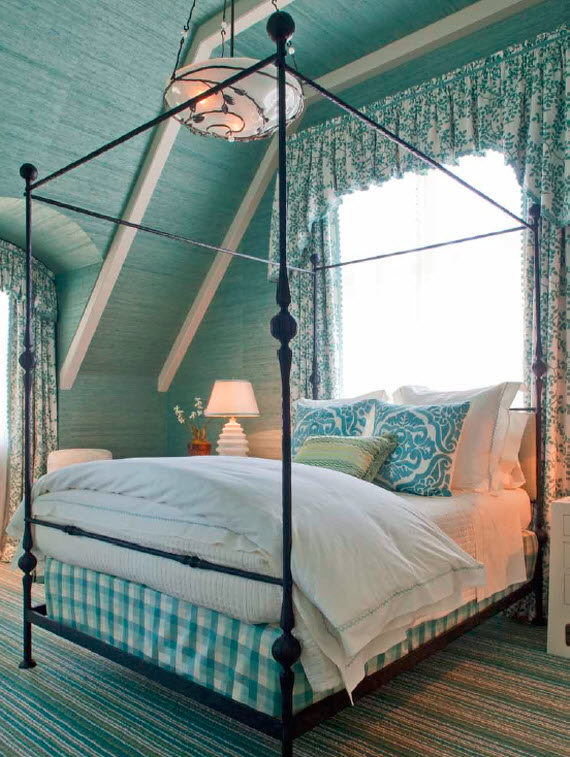 aqua-colored grasscloth wallcovering - bedroom - Suzanne Tucker