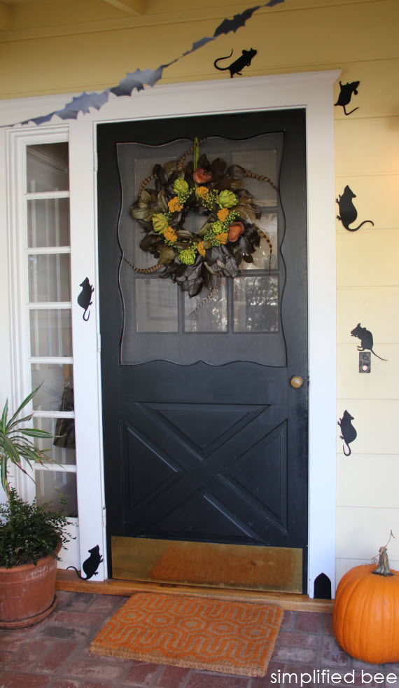 halloween front porch - simplified bee