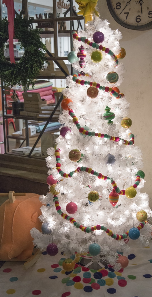 white Christmas tree - Land of Nod Holiday Party #NodEvents