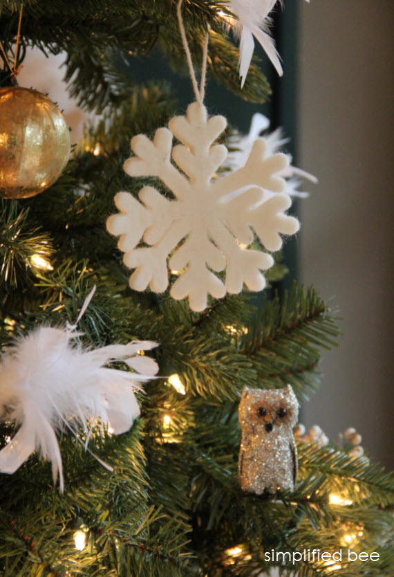 faux christmas tree detail - Simplified Bee