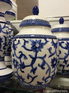 blue & white ginger jars #thegifter