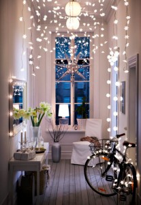 chic urban apartment christmas decor