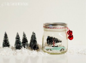 DIY snow globe with vintage feel