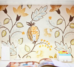 laundry room wallpaper detail