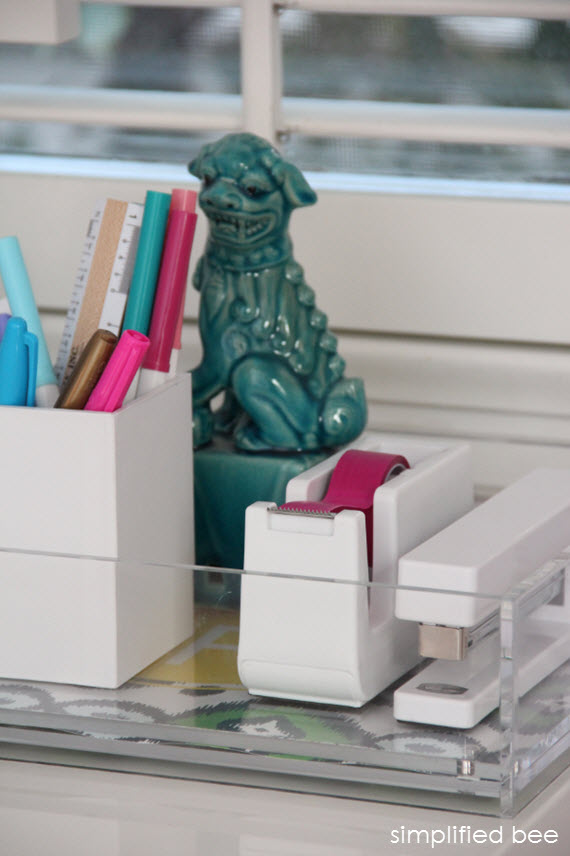 stylish and fresh desk accessories - simplified bee