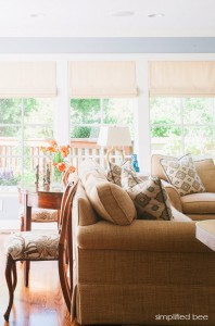 California casual-chic interior design - simplified bee