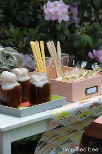 root beer float table idea - simplified bee
