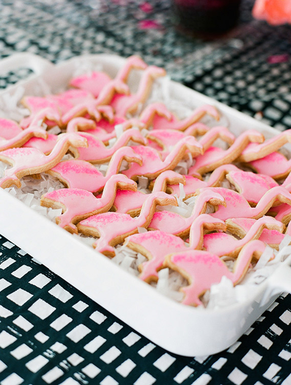 pink flamingo sugar cookies