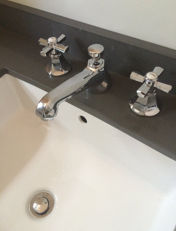 chrome bathroom faucet // simplified bee