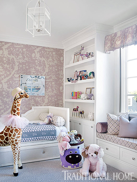 girl's bedroom // chinoiserie wallpaper // Bradshaw Orrell 