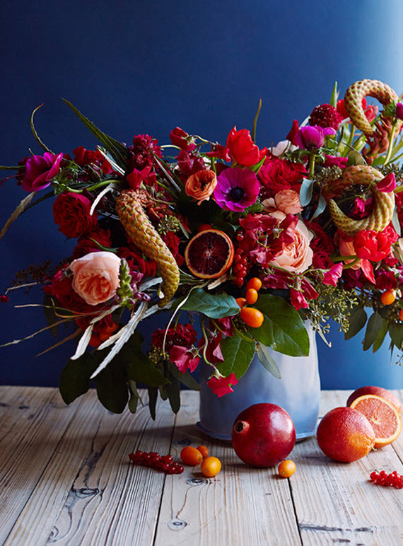 pink and orange Thanksgiving floral arrangement #holiday