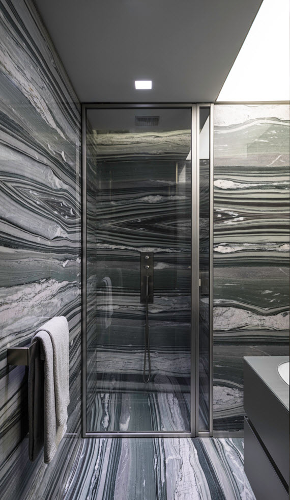 gray marble // bathroom