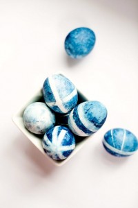 DIY indigo Easter Eggs