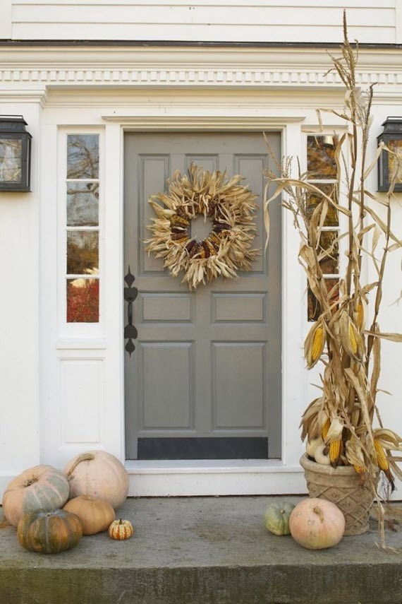 fall front door ideas // via www.simplifiedbee.com
