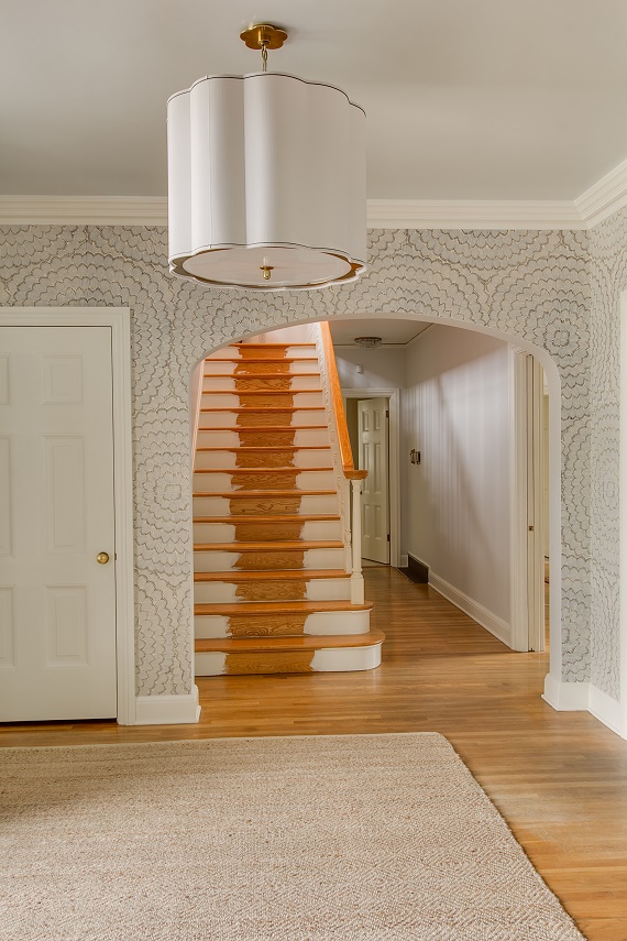 foyer staircase // @simplifiedbee