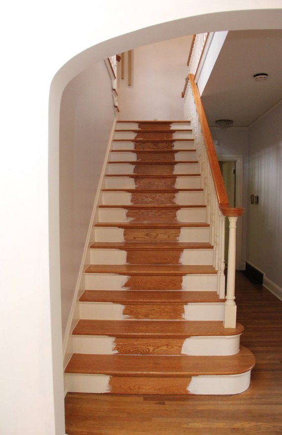 painted staircase before runner // @simplifiedbee