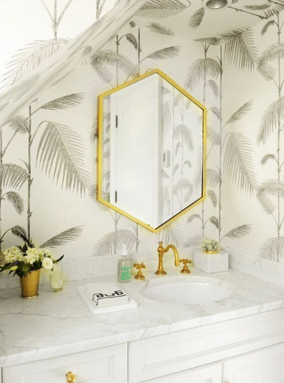 palm tree wallpaper // bathroom by the zhush // via @simplifiedbee