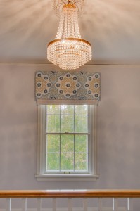 vintage chandelier + window valance // staircase landing // @simplifiedbee
