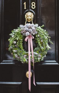 holiday wreath // black front door