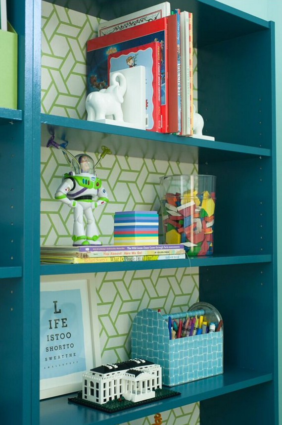 ikea bookcase // kids' playroom // via @simplifiedbee