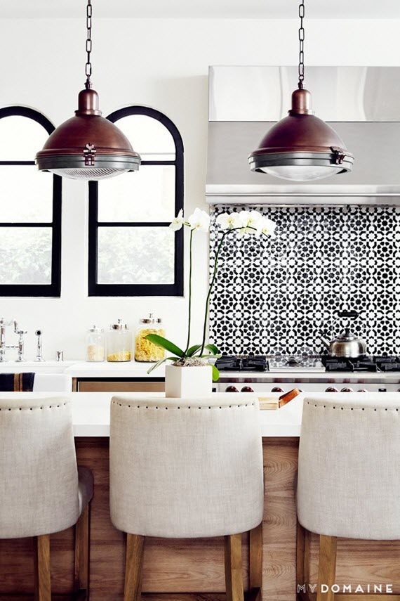 kitchen counter stools // round-up // @simplifiedbee