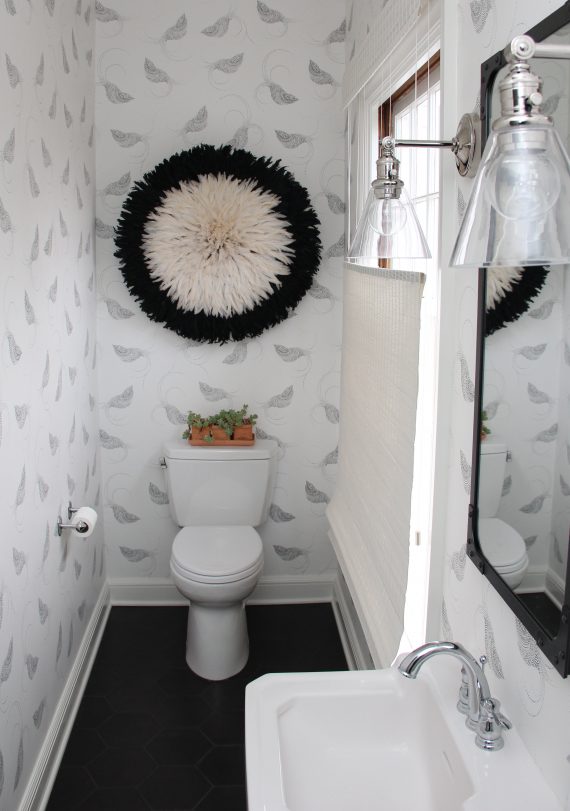 black & white bird wallpaper w juju hat // bathroom // @simplifiedbee
